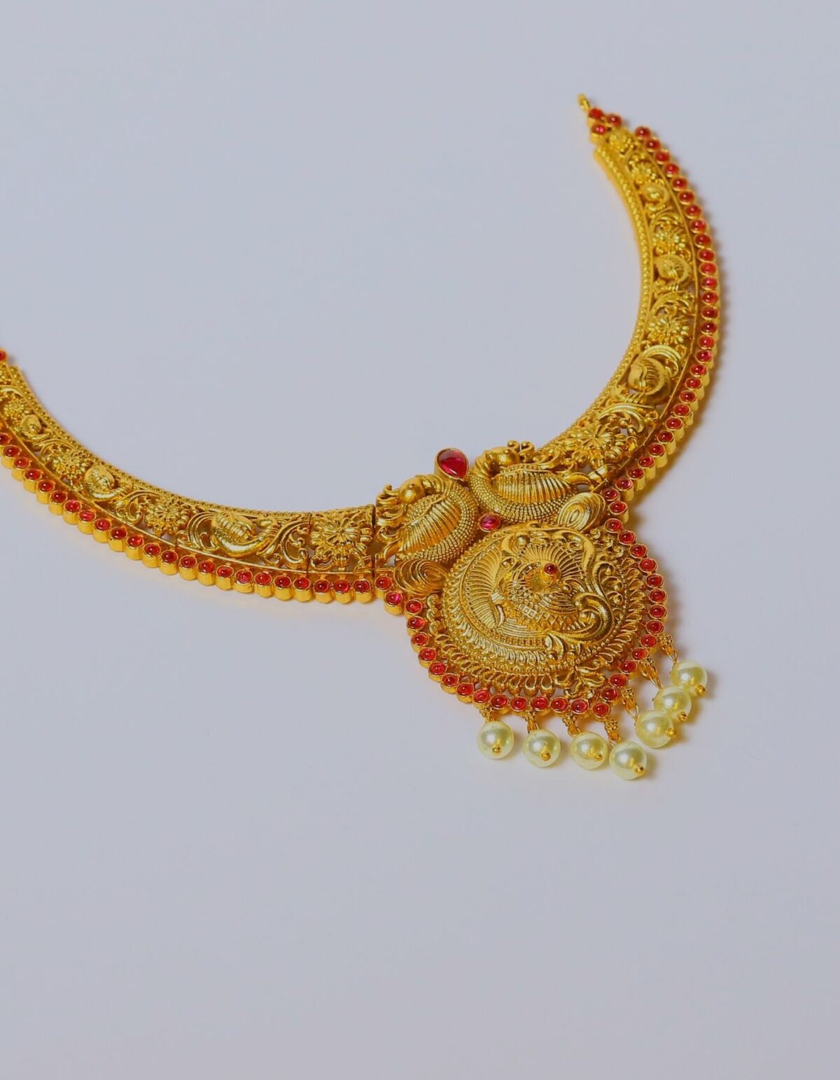 necklace temple for women