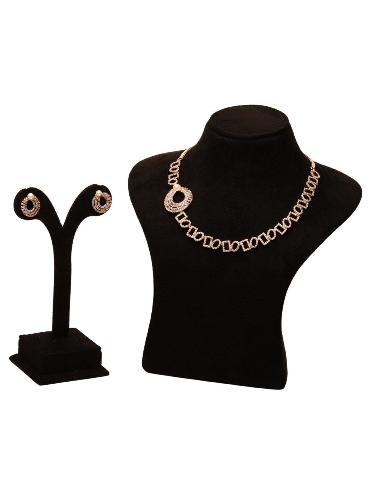 buy necklace for women online