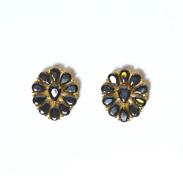 earrings stud type