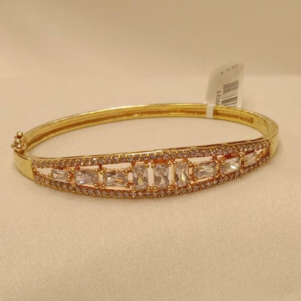 Side open bracelet Bangle